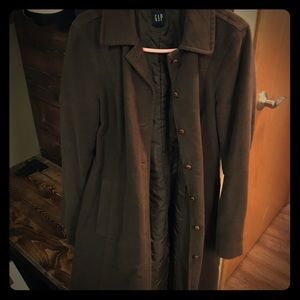 Gap trench coat in brown